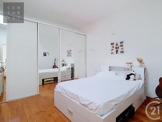 Appartement Loft à vendre - 7 pièces - 149.19 m2 - ST ANDRE LES VERGERS - 10 - CHAMPAGNE-ARDENNE - Century 21 Lairé Immobilier