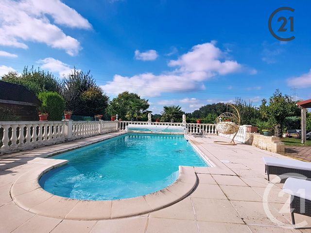 maison à vendre - 9 pièces - 179.0 m2 - ROSIERES PRES TROYES - 10 - CHAMPAGNE-ARDENNE - Century 21 Lairé Immobilier