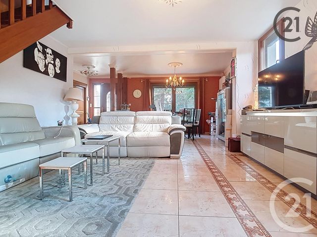 maison à vendre - 9 pièces - 179.0 m2 - ROSIERES PRES TROYES - 10 - CHAMPAGNE-ARDENNE - Century 21 Lairé Immobilier