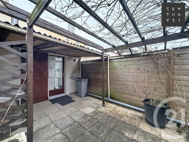 maison à vendre - 6 pièces - 102.74 m2 - ST ANDRE LES VERGERS - 10 - CHAMPAGNE-ARDENNE - Century 21 Lairé Immobilier