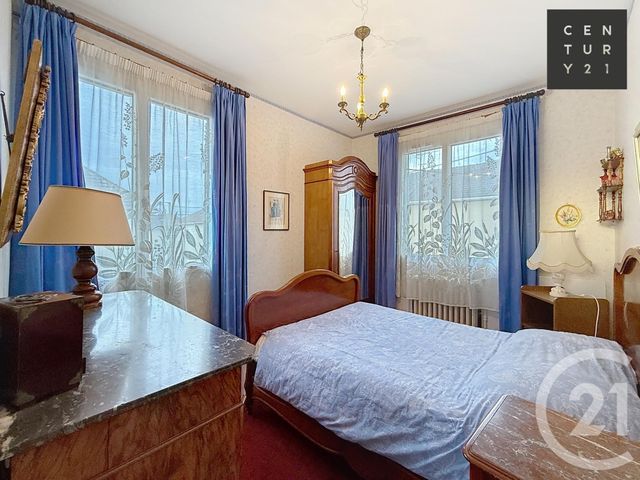 maison à vendre - 6 pièces - 102.74 m2 - ST ANDRE LES VERGERS - 10 - CHAMPAGNE-ARDENNE - Century 21 Lairé Immobilier