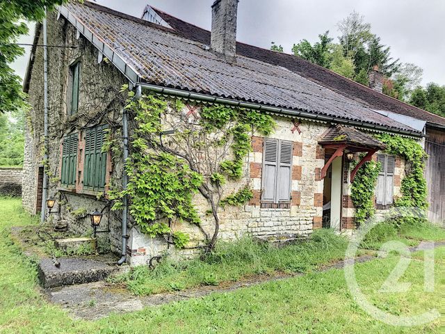 Afficher la photo en grand maison à vendre - 8 pièces - 200.0 m2 - EGUILLY SOUS BOIS - 10 - CHAMPAGNE-ARDENNE - Century 21 Lairé Immobilier