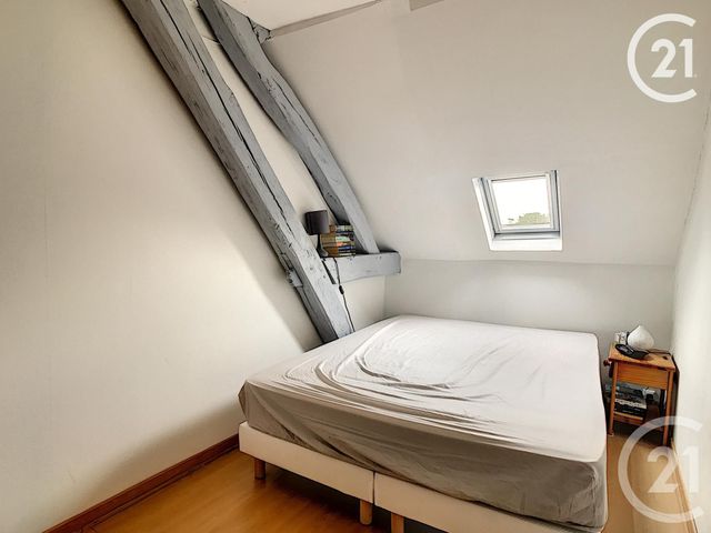 Afficher la photo en grand Appartement F2 à vendre - 2 pièces - 58.3 m2 - TROYES - 10 - CHAMPAGNE-ARDENNE - Century 21 Lairé Immobilier