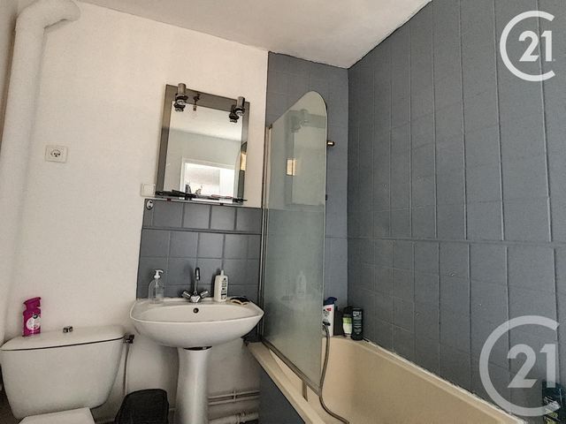 Afficher la photo en grand Appartement F2 à vendre - 2 pièces - 58.3 m2 - TROYES - 10 - CHAMPAGNE-ARDENNE - Century 21 Lairé Immobilier
