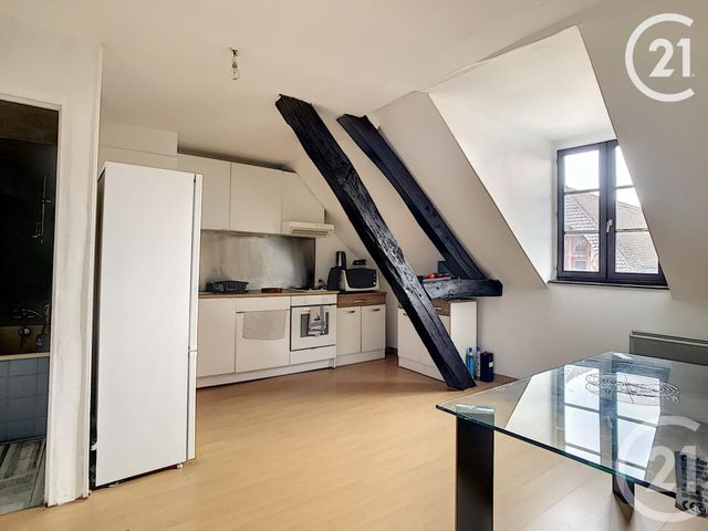 Afficher la photo en grand Appartement F2 à vendre - 2 pièces - 58.3 m2 - TROYES - 10 - CHAMPAGNE-ARDENNE - Century 21 Lairé Immobilier