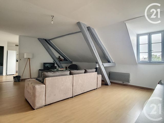Afficher la photo en grand Appartement F2 à vendre - 2 pièces - 58.3 m2 - TROYES - 10 - CHAMPAGNE-ARDENNE - Century 21 Lairé Immobilier