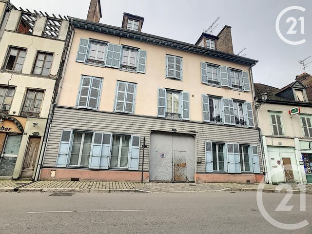Afficher la photo en grand Appartement F2 à vendre - 2 pièces - 58.3 m2 - TROYES - 10 - CHAMPAGNE-ARDENNE - Century 21 Lairé Immobilier