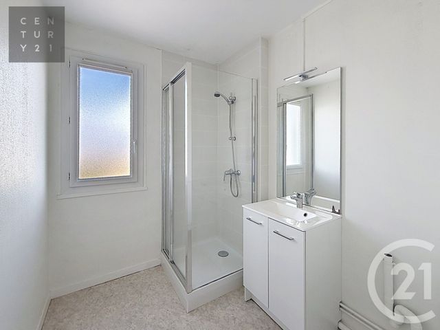 Appartement 2 à louer - 2 pièces - 43.26 m2 - TROYES - 10 - CHAMPAGNE-ARDENNE - Century 21 Lairé Immobilier