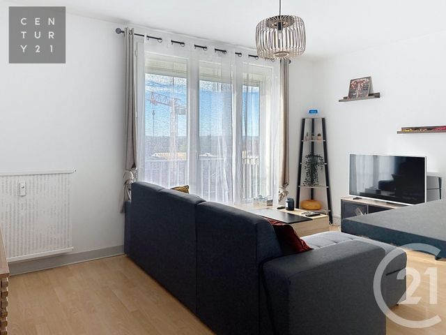 Appartement F2 à vendre - 2 pièces - 46.35 m2 - STE SAVINE - 10 - CHAMPAGNE-ARDENNE - Century 21 Lairé Immobilier