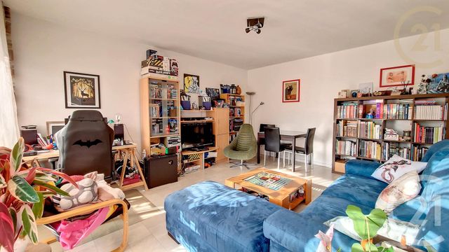 Appartement F3 à vendre - 3 pièces - 60.98 m2 - TROYES - 10 - CHAMPAGNE-ARDENNE - Century 21 Lairé Immobilier