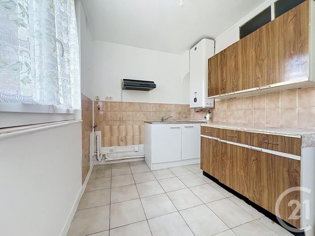 Appartement à vendre - 3 pièces - 50.47 m2 - TROYES - 10 - CHAMPAGNE-ARDENNE - Century 21 Lairé Immobilier