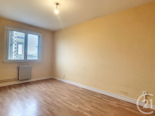 Appartement F2 à louer - 2 pièces - 45.0 m2 - TROYES - 10 - CHAMPAGNE-ARDENNE - Century 21 Lairé Immobilier