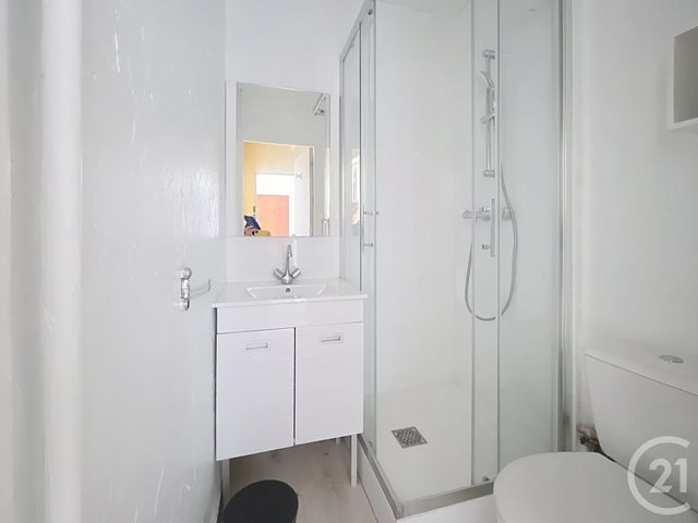 Appartement Studio à vendre - 1 pièce - 25.03 m2 - TROYES - 10 - CHAMPAGNE-ARDENNE - Century 21 Lairé Immobilier