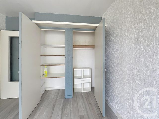 Appartement Studio à vendre - 1 pièce - 25.03 m2 - TROYES - 10 - CHAMPAGNE-ARDENNE - Century 21 Lairé Immobilier