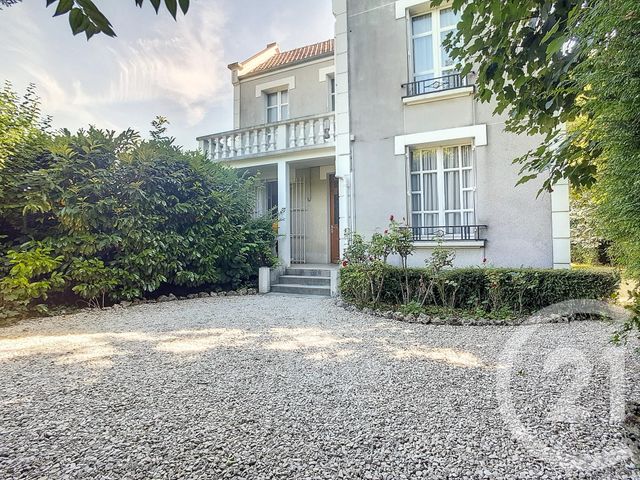  - ST JULIEN LES VILLAS - 