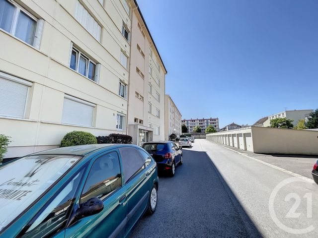 Appartement à vendre - 3 pièces - 61.22 m2 - TROYES - 10 - CHAMPAGNE-ARDENNE - Century 21 Lairé Immobilier