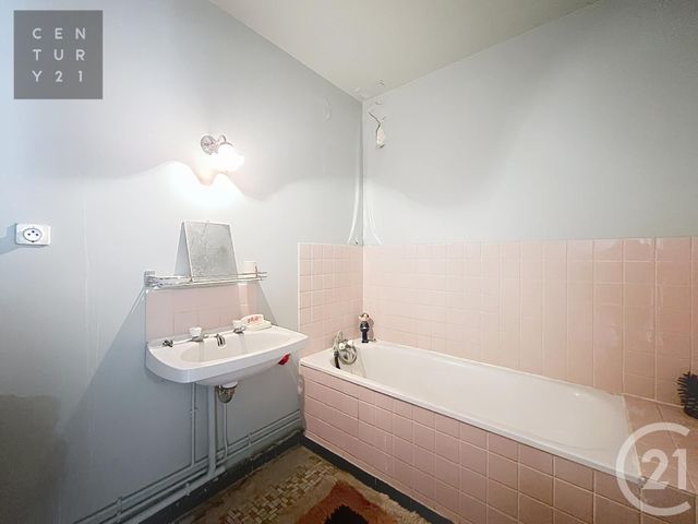 Appartement F3 à vendre - 3 pièces - 58.34 m2 - TROYES - 10 - CHAMPAGNE-ARDENNE - Century 21 Lairé Immobilier