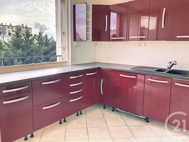 Appartement F5 à vendre - 5 pièces - 78.0 m2 - TROYES - 10 - CHAMPAGNE-ARDENNE - Century 21 Lairé Immobilier