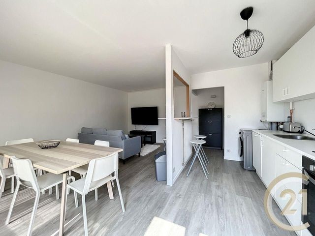 Chambre à louer - 1 pièce - 12.0 m2 - TROYES - 10 - CHAMPAGNE-ARDENNE - Century 21 Lairé Immobilier