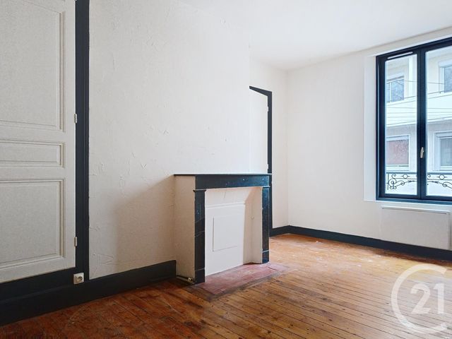 Appartement F2 à louer - 2 pièces - 41.5 m2 - TROYES - 10 - CHAMPAGNE-ARDENNE - Century 21 Lairé Immobilier