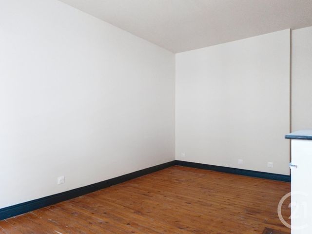 Appartement F2 à louer - 2 pièces - 41.5 m2 - TROYES - 10 - CHAMPAGNE-ARDENNE - Century 21 Lairé Immobilier