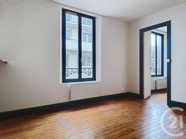 Appartement F2 à louer - 2 pièces - 41.5 m2 - TROYES - 10 - CHAMPAGNE-ARDENNE - Century 21 Lairé Immobilier