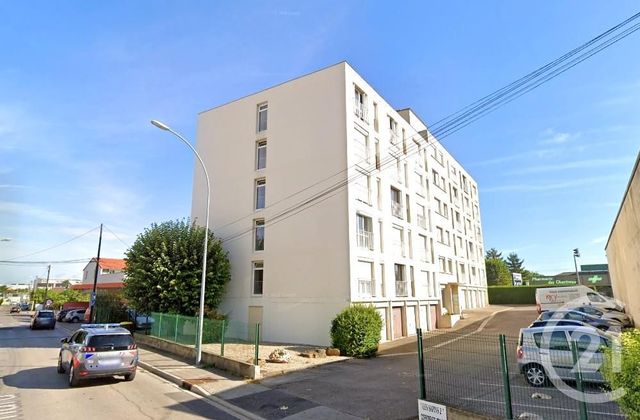 Appartement F2 à vendre - 2 pièces - 46.0 m2 - ST JULIEN LES VILLAS - 10 - CHAMPAGNE-ARDENNE - Century 21 Lairé Immobilier