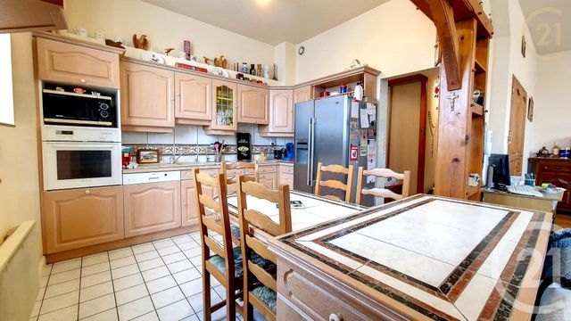 Appartement F6 à vendre - 5 pièces - 95.41 m2 - TROYES - 10 - CHAMPAGNE-ARDENNE - Century 21 Lairé Immobilier
