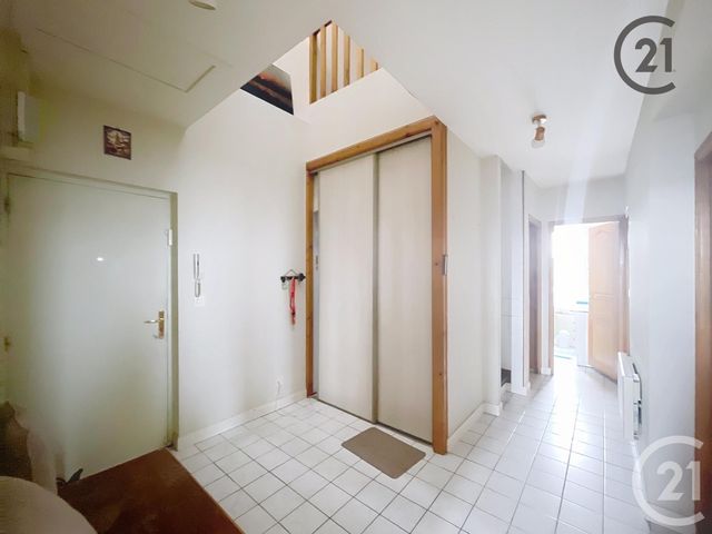 Appartement F6 à vendre - 5 pièces - 95.41 m2 - TROYES - 10 - CHAMPAGNE-ARDENNE - Century 21 Lairé Immobilier