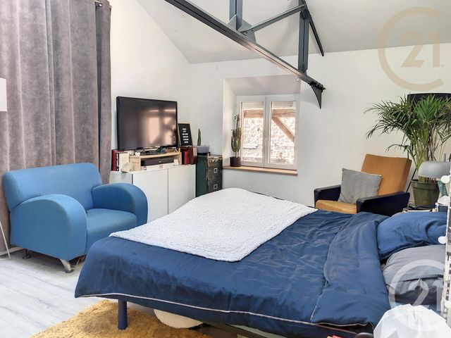 Afficher la photo en grand Appartement Loft à vendre - 4 pièces - 104.5 m2 - TROYES - 10 - CHAMPAGNE-ARDENNE - Century 21 Lairé Immobilier