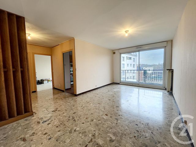 Appartement F2 à louer - 2 pièces - 50.0 m2 - TROYES - 10 - CHAMPAGNE-ARDENNE - Century 21 Lairé Immobilier