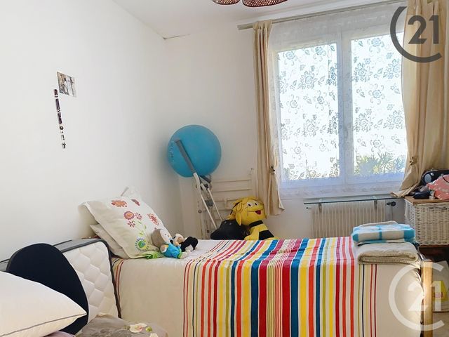 Appartement F4 à vendre - 4 pièces - 70.14 m2 - TROYES - 10 - CHAMPAGNE-ARDENNE - Century 21 Lairé Immobilier