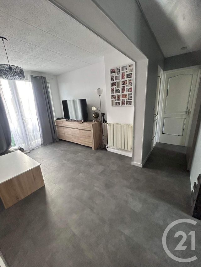 appartement à vendre - 3 pièces - 54.61 m2 - TROYES - 10 - CHAMPAGNE-ARDENNE - Century 21 Lairé Immobilier