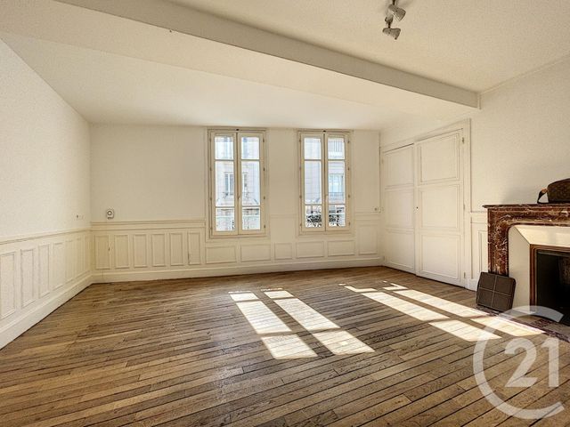 Appartement F4 à louer - 4 pièces - 104.0 m2 - TROYES - 10 - CHAMPAGNE-ARDENNE - Century 21 Lairé Immobilier