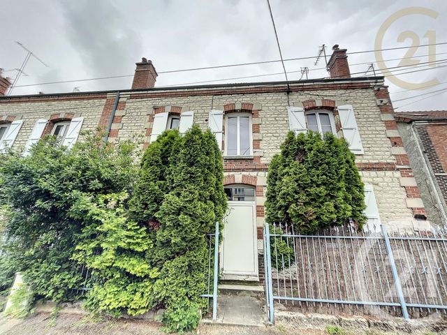 Studio à vendre - 1 pièce - 33.0 m2 - TROYES - 10 - CHAMPAGNE-ARDENNE - Century 21 Lairé Immobilier