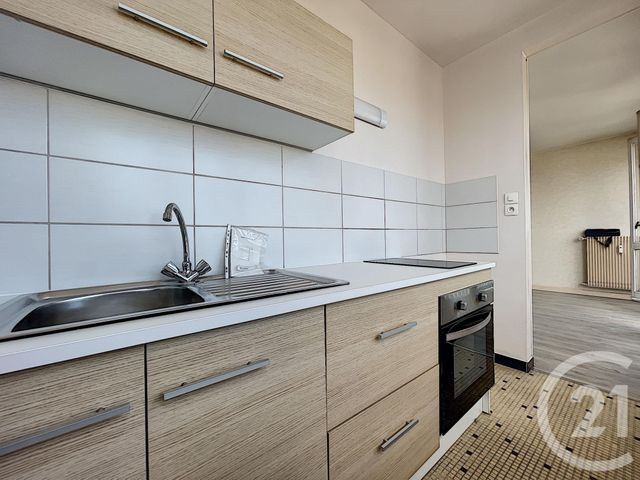 Appartement F1 à louer - 1 pièce - 25.0 m2 - TROYES - 10 - CHAMPAGNE-ARDENNE - Century 21 Lairé Immobilier