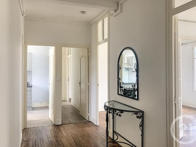 Appartement F3 à louer - 3 pièces - 70.0 m2 - TROYES - 10 - CHAMPAGNE-ARDENNE - Century 21 Lairé Immobilier