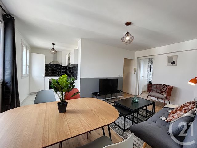 Appartement F4 à louer - 4 pièces - 67.0 m2 - TROYES - 10 - CHAMPAGNE-ARDENNE - Century 21 Lairé Immobilier