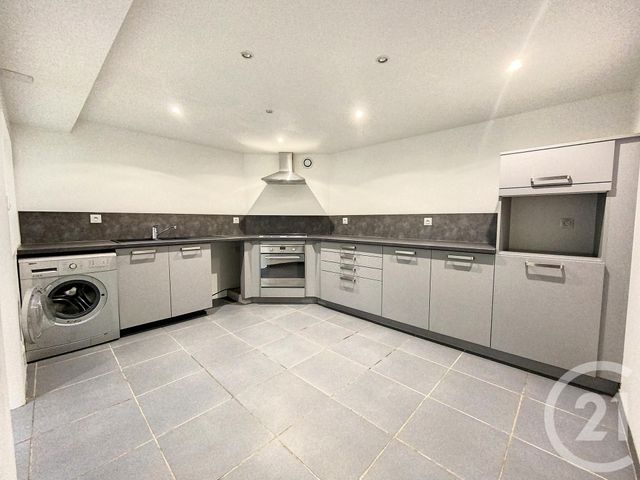 Appartement T2 à louer - 2 pièces - 65.0 m2 - TROYES - 10 - CHAMPAGNE-ARDENNE - Century 21 Lairé Immobilier