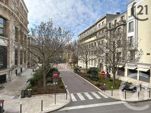 Appartement à vendre - 5 pièces - 92.21 m2 - TROYES - 10 - CHAMPAGNE-ARDENNE - Century 21 Lairé Immobilier