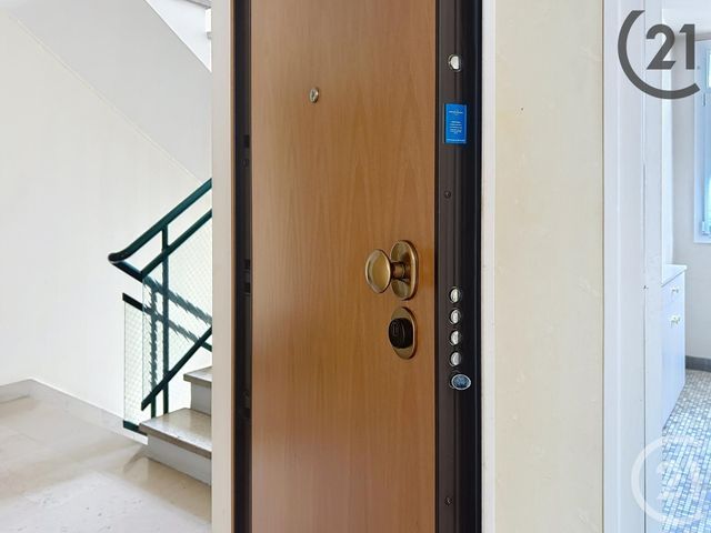 Appartement à vendre - 5 pièces - 92.21 m2 - TROYES - 10 - CHAMPAGNE-ARDENNE - Century 21 Lairé Immobilier