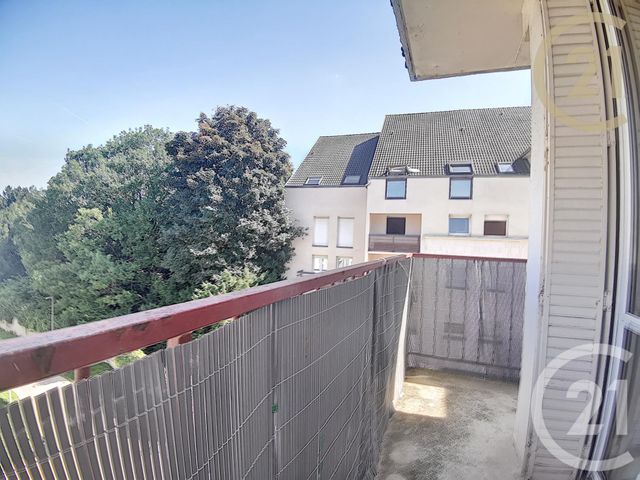 Afficher la photo en grand Appartement F3 à vendre - 4 pièces - 67.0 m2 - TROYES - 10 - CHAMPAGNE-ARDENNE - Century 21 Lairé Immobilier