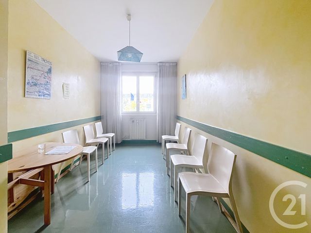 Appartement Local à vendre - 1 pièce - 238.2 m2 - TROYES - 10 - CHAMPAGNE-ARDENNE - Century 21 Lairé Immobilier