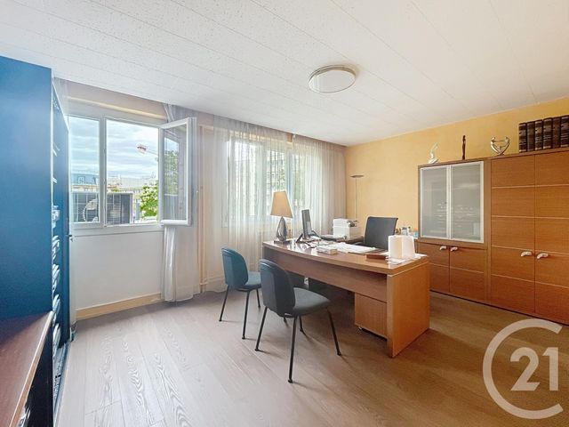 Appartement Local à vendre - 1 pièce - 238.2 m2 - TROYES - 10 - CHAMPAGNE-ARDENNE - Century 21 Lairé Immobilier