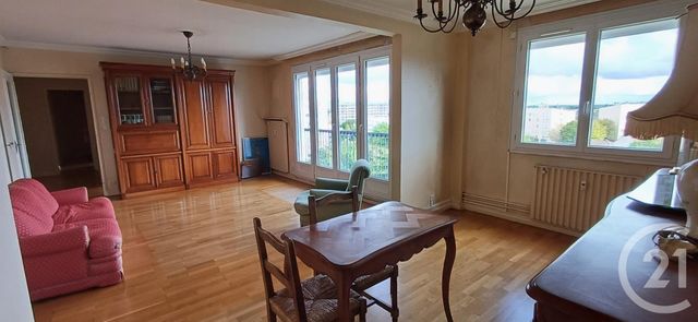 Appartement F5 à vendre - 5 pièces - 97.0 m2 - ST ANDRE LES VERGERS - 10 - CHAMPAGNE-ARDENNE - Century 21 Lairé Immobilier