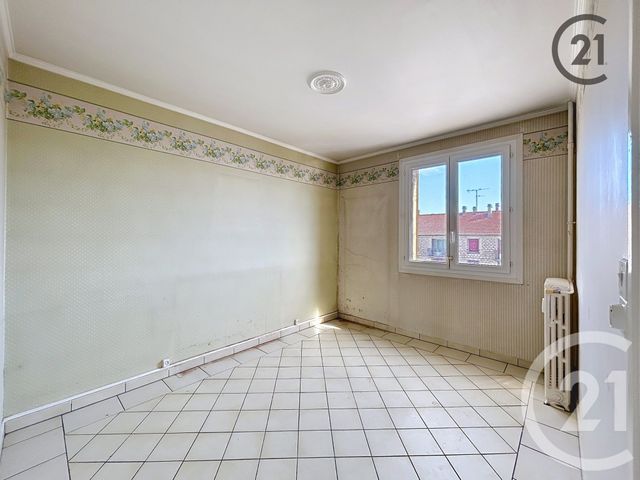 Appartement F4 à vendre - 4 pièces - 58.73 m2 - LA CHAPELLE ST LUC - 10 - CHAMPAGNE-ARDENNE - Century 21 Lairé Immobilier