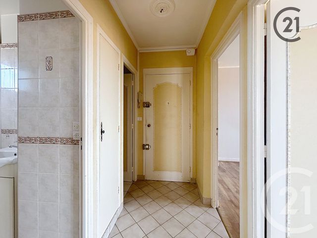 Appartement F4 à vendre - 4 pièces - 58.73 m2 - LA CHAPELLE ST LUC - 10 - CHAMPAGNE-ARDENNE - Century 21 Lairé Immobilier