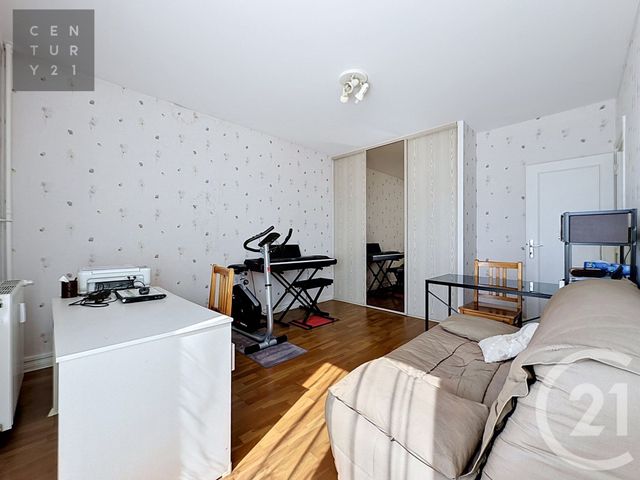 Appartement F4 à vendre - 4 pièces - 82.0 m2 - TROYES - 10 - CHAMPAGNE-ARDENNE - Century 21 Lairé Immobilier