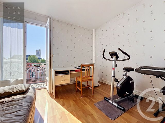 Appartement F4 à vendre - 4 pièces - 82.0 m2 - TROYES - 10 - CHAMPAGNE-ARDENNE - Century 21 Lairé Immobilier