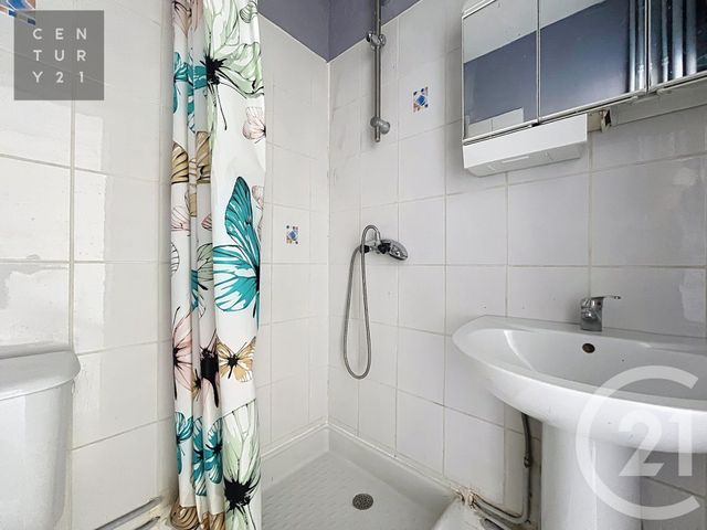 Appartement Studio à vendre - 1 pièce - 25.1 m2 - TROYES - 10 - CHAMPAGNE-ARDENNE - Century 21 Lairé Immobilier